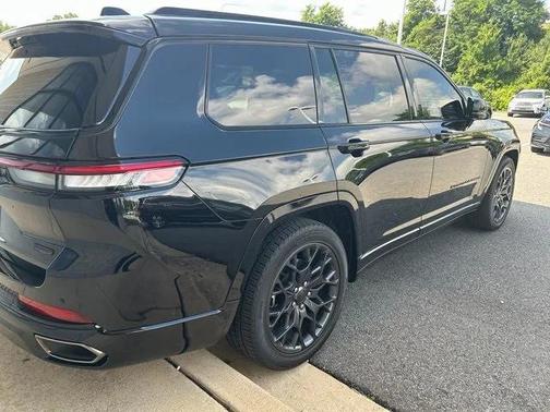 2024 Jeep Grand Cherokee L Summit
