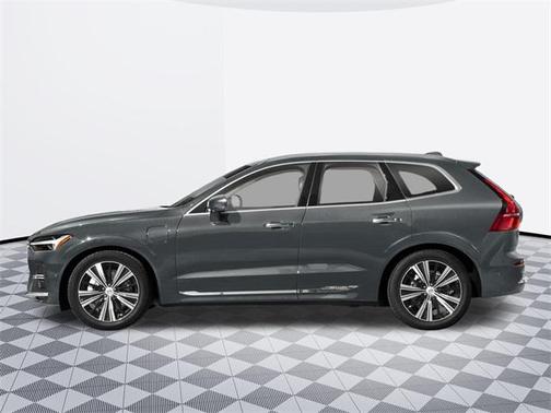 2025 Volvo XC60 Plug-In Hybrid T8 Plus