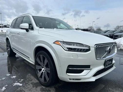 2023 Volvo XC90 B6 Ultimate 7-Seater