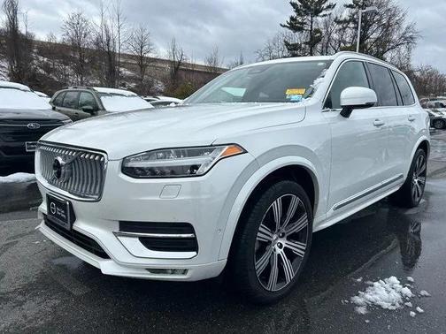 2023 Volvo XC90 B6 Ultimate 7-Seater