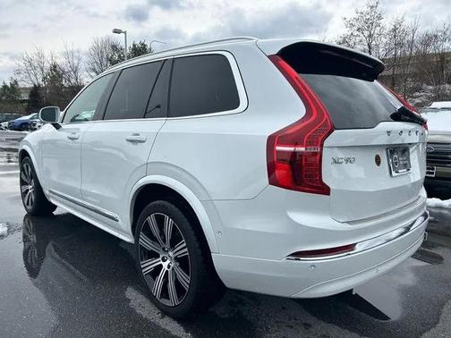 2023 Volvo XC90 B6 Ultimate 7-Seater
