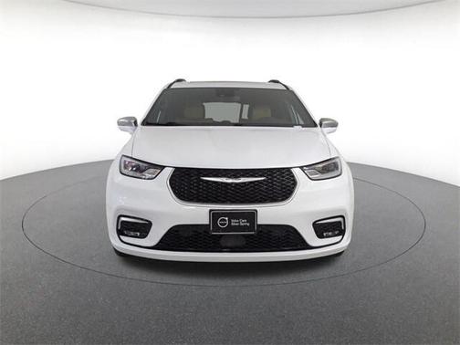2022 Chrysler Pacifica L