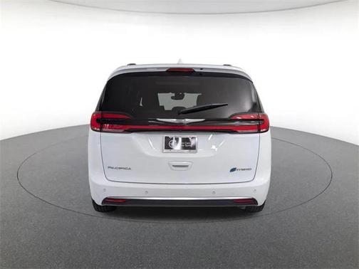 2022 Chrysler Pacifica L