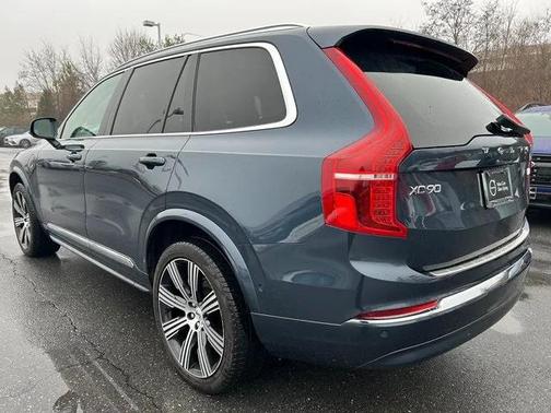 2024 Volvo XC90 Recharge Plug-In Hybrid T8 Ultimate Bright Theme 7-Seater