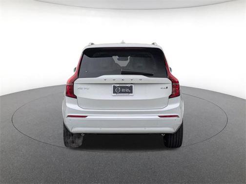 2026 Volvo XC90 B6 Ultra 7-Seater