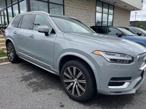 2024 Volvo XC90 B6 Plus Bright Theme 6-Seater