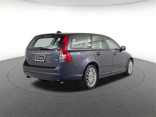 2011 Volvo V50 T5 R-Design