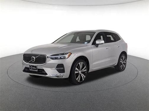 2023 Volvo XC60 B5 Plus Bright Theme