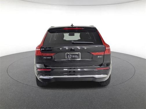 2022 Volvo XC60 B6 Inscription