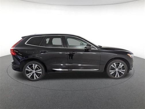 2022 Volvo XC60 B6 Inscription