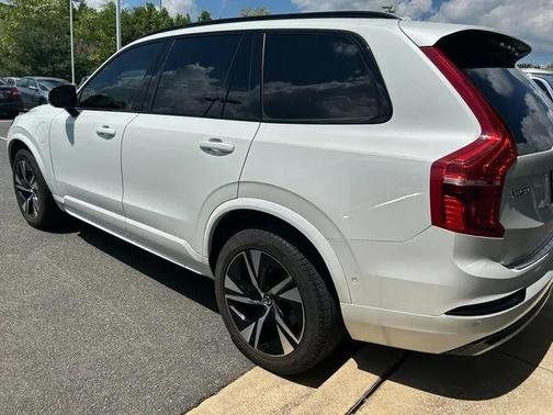 2022 Volvo XC90 Recharge Plug-In Hybrid T8 R-Design 7 Passenger