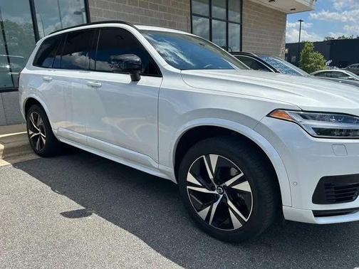 2022 Volvo XC90 Recharge Plug-In Hybrid T8 R-Design 7 Passenger
