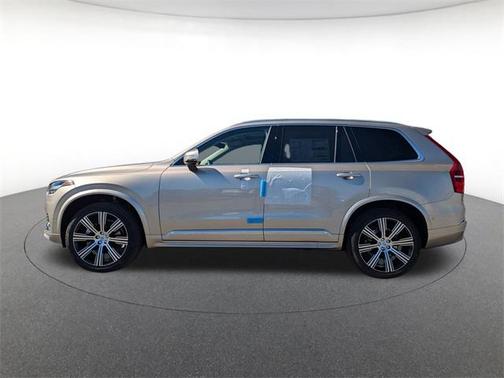 2025 Volvo XC90 B6 Plus 6-Seater