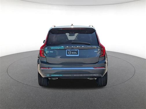 2026 Volvo XC90 B6 Ultra 7-Seater