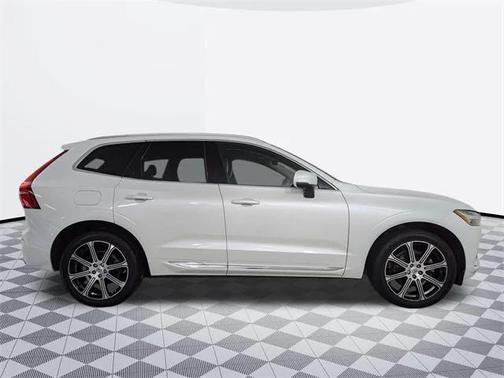 2021 Volvo XC60 T5 Inscription