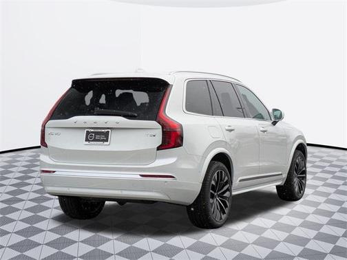 2025 Volvo XC90 Plug-In Hybrid T8 Ultra 7-Seater