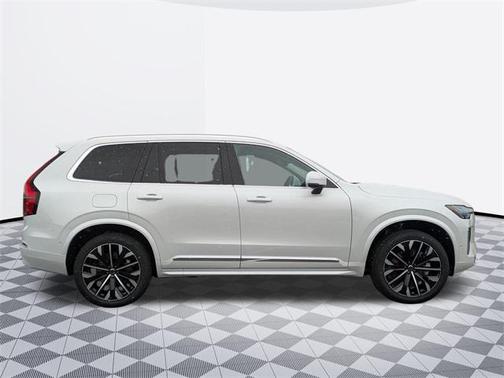 2025 Volvo XC90 Plug-In Hybrid T8 Ultra 7-Seater