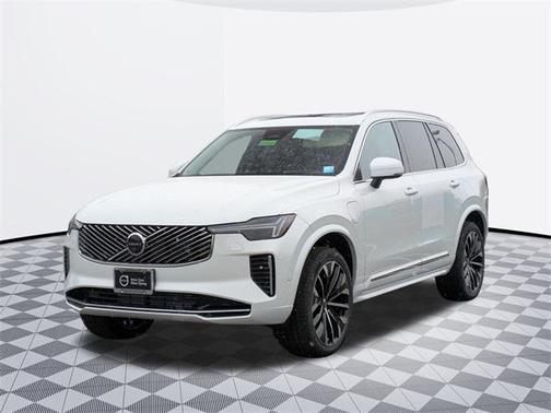 2025 Volvo XC90 Plug-In Hybrid T8 Ultra 7-Seater