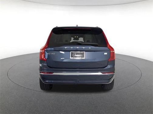 2023 Volvo XC90 Recharge Plug-In Hybrid T8 Ultimate Bright Theme 7-Seater