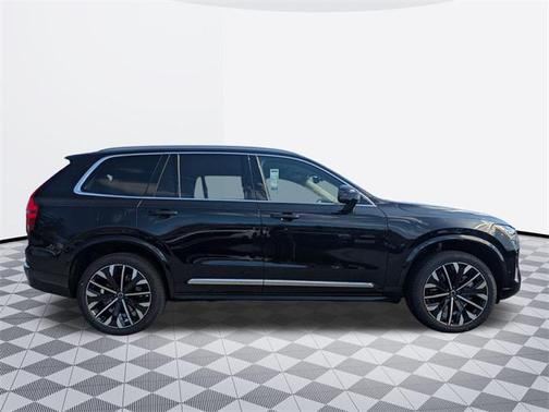 2025 Volvo XC90 Plug-In Hybrid T8 Plus 7-Seater