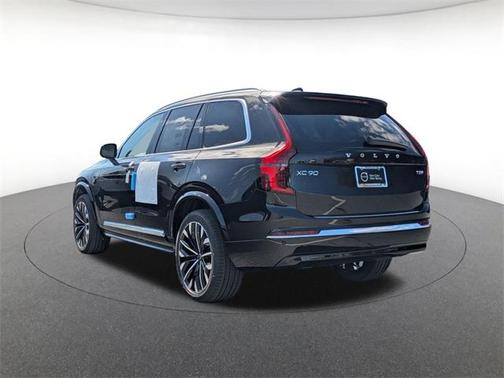 2025 Volvo XC90 Plug-In Hybrid T8 Plus 7-Seater