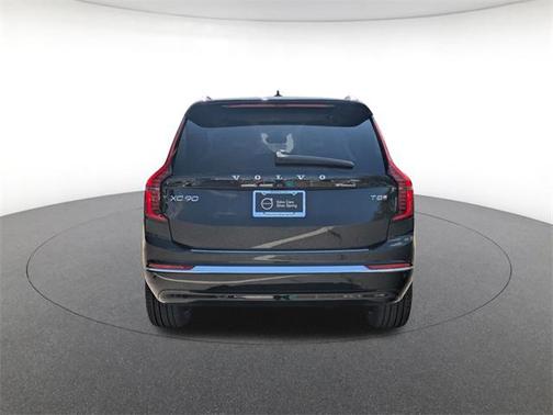 2025 Volvo XC90 Plug-In Hybrid T8 Plus 7-Seater