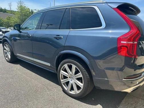 2019 Volvo XC90 T6 Inscription