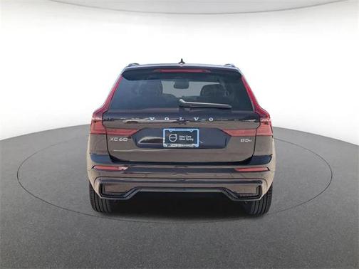 2026 Volvo XC60 B5 Core