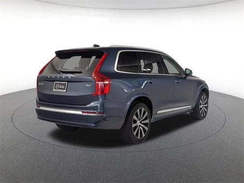 2024 Volvo XC90 B6 Plus Bright Theme 6-Seater