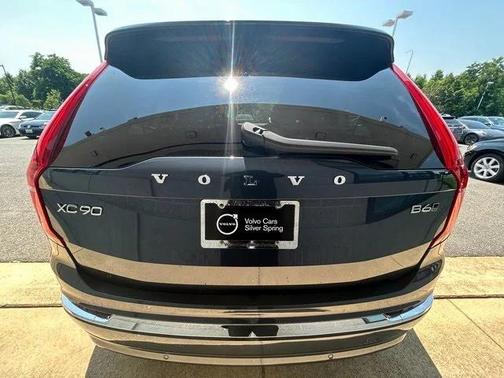2024 Volvo XC90 B6 Plus Bright Theme 6-Seater