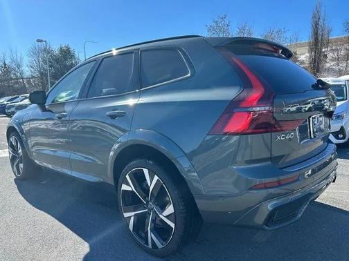 2026 Volvo XC60 Plug-In Hybrid Ultra, T8 AWD Electric/Gasoline, Dark