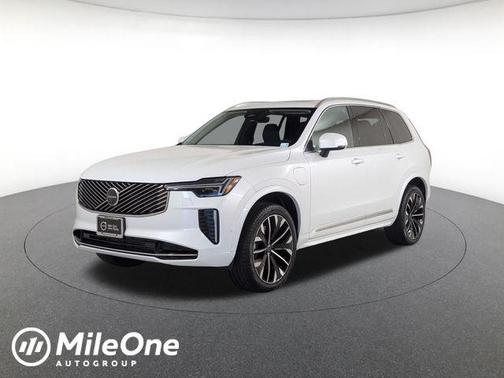 Crystal White Pearl 2025 Volvo XC90 Plug-In Hybrid T8 Plus 7-Seater