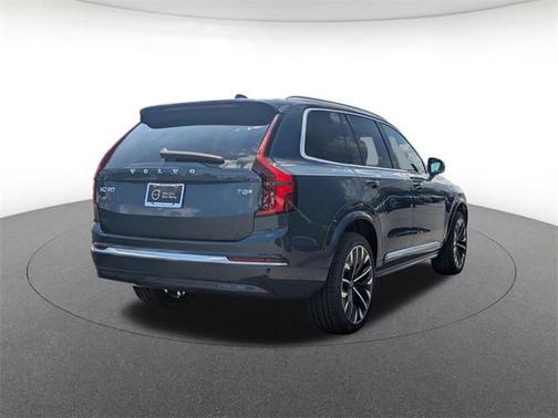 2025 Volvo XC90 Plug-In Hybrid T8 Plus 7-Seater