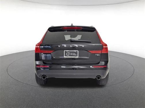 2019 Volvo XC60 T5 Momentum