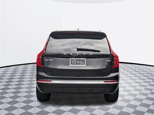 2025 Volvo XC90 Plug-In Hybrid T8 Plus 7-Seater
