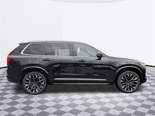 2025 Volvo XC90 Plug-In Hybrid T8 Plus 7-Seater