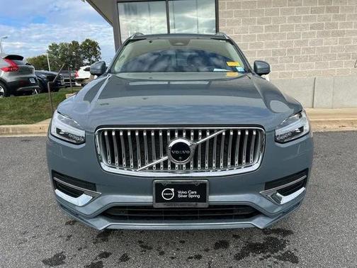 2023 Volvo XC90 B6 Plus 6-Seater