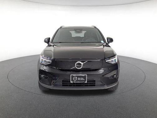 2023 Volvo XC40 Recharge Pure Electric Twin Plus