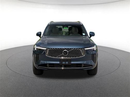 2025 Volvo XC90 Plug-In Hybrid T8 Plus 7-Seater