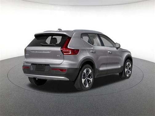 2026 Volvo XC40 Ultra, B5 AWD Gas (mild hybrid), Dark