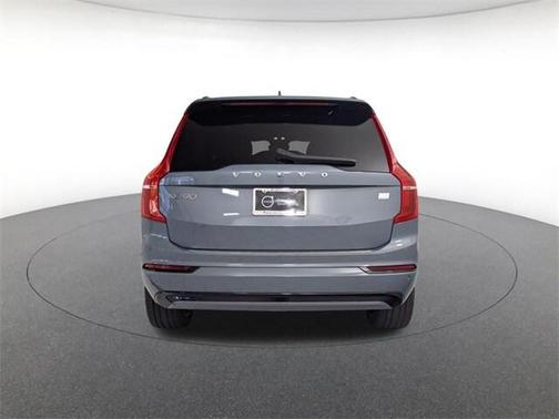 2023 Volvo XC90 Recharge Plug-In Hybrid T8 Ultimate Dark Theme 7-Seater
