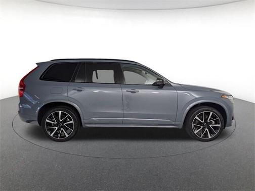 2023 Volvo XC90 Recharge Plug-In Hybrid T8 Ultimate Dark Theme 7-Seater