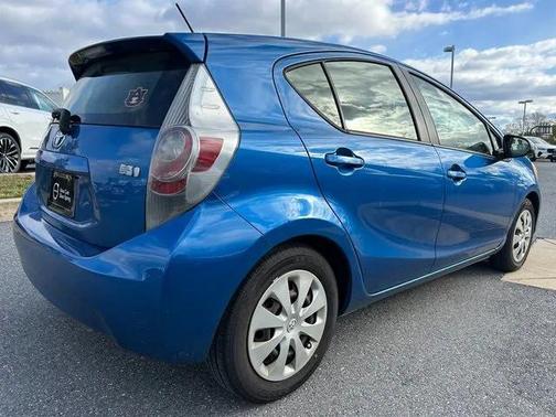 2013 Toyota Prius c Two