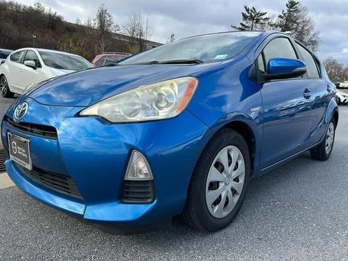 2013 Toyota Prius c Two
