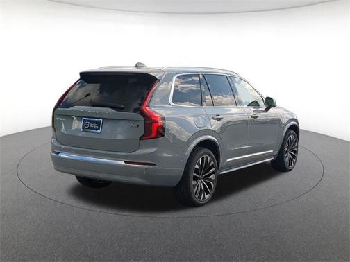 2025 Volvo XC90 B6 Ultra