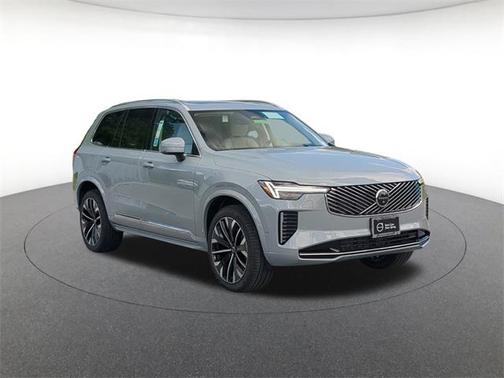 2025 Volvo XC90 B6 Ultra