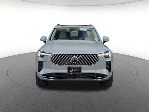 2025 Volvo XC90 B6 Ultra