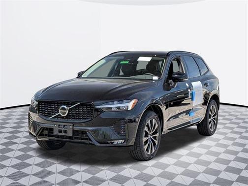 2025 Volvo XC60 B5 Plus