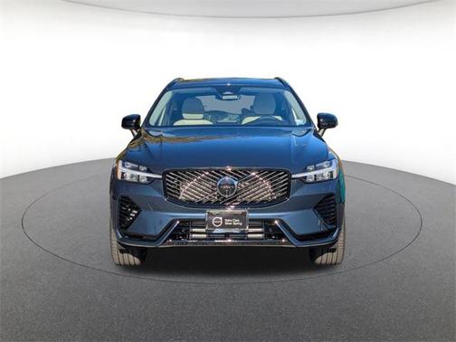 2026 Volvo XC60 Plug-In Hybrid T8 Ultra