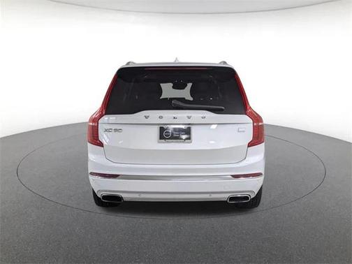 2021 Volvo XC90 Recharge Plug-In Hybrid T8 Inscription Expression 7 Passenger